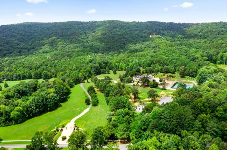 Commercial Property for Sale in Dalton Georgia 30720